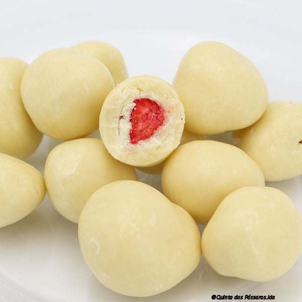 Erdbeeren in weißer Schokolade / Morangos com chocolate branco, 200g