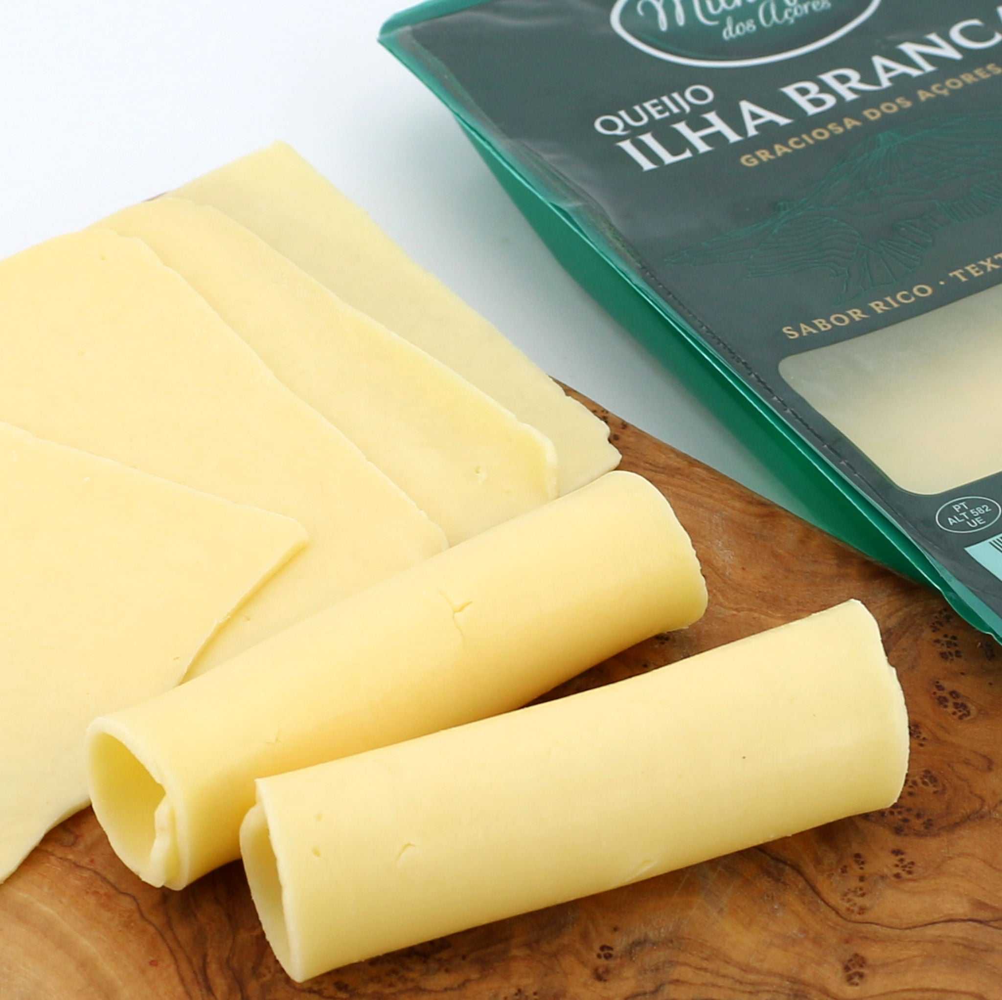 Käse in Scheiben Ilha Branca Azoren / Milhafre dos Açores / Queijo ilha branca fatiado, 180g